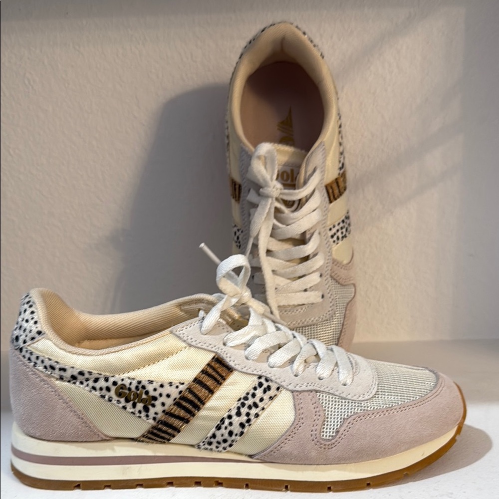 Gola Women's Cream and Tan Sneakers